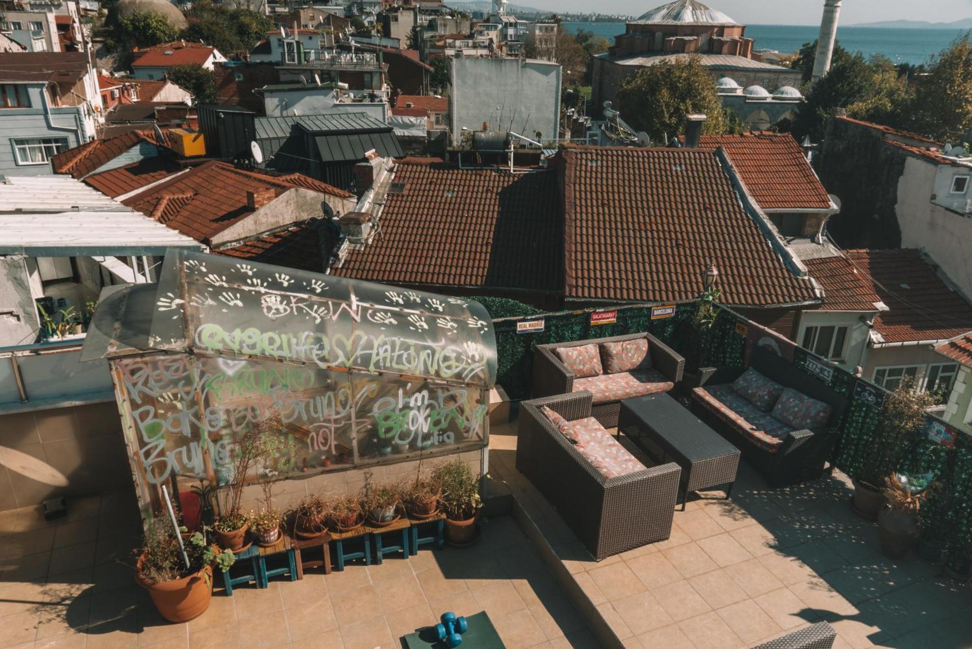 Green Life Apart Hotel Istanbul Exterior photo