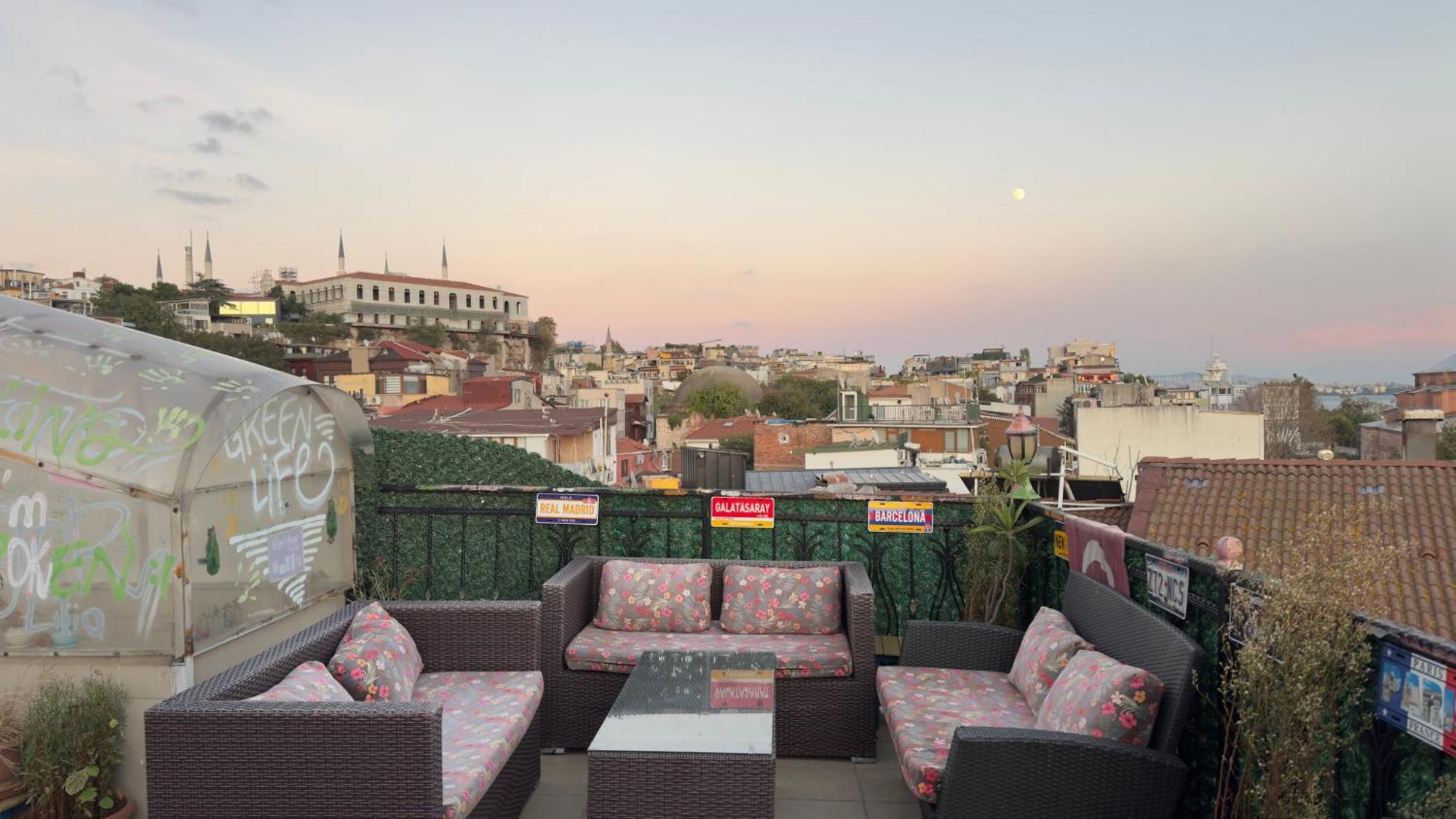 Green Life Apart Hotel Istanbul Exterior photo