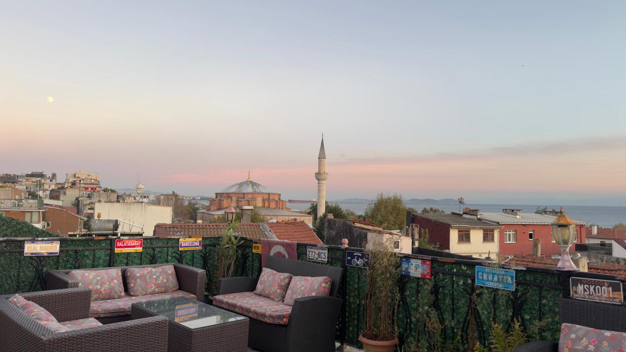 Green Life Apart Hotel Istanbul Exterior photo
